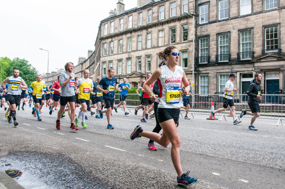 Edinburgh Marathon runners